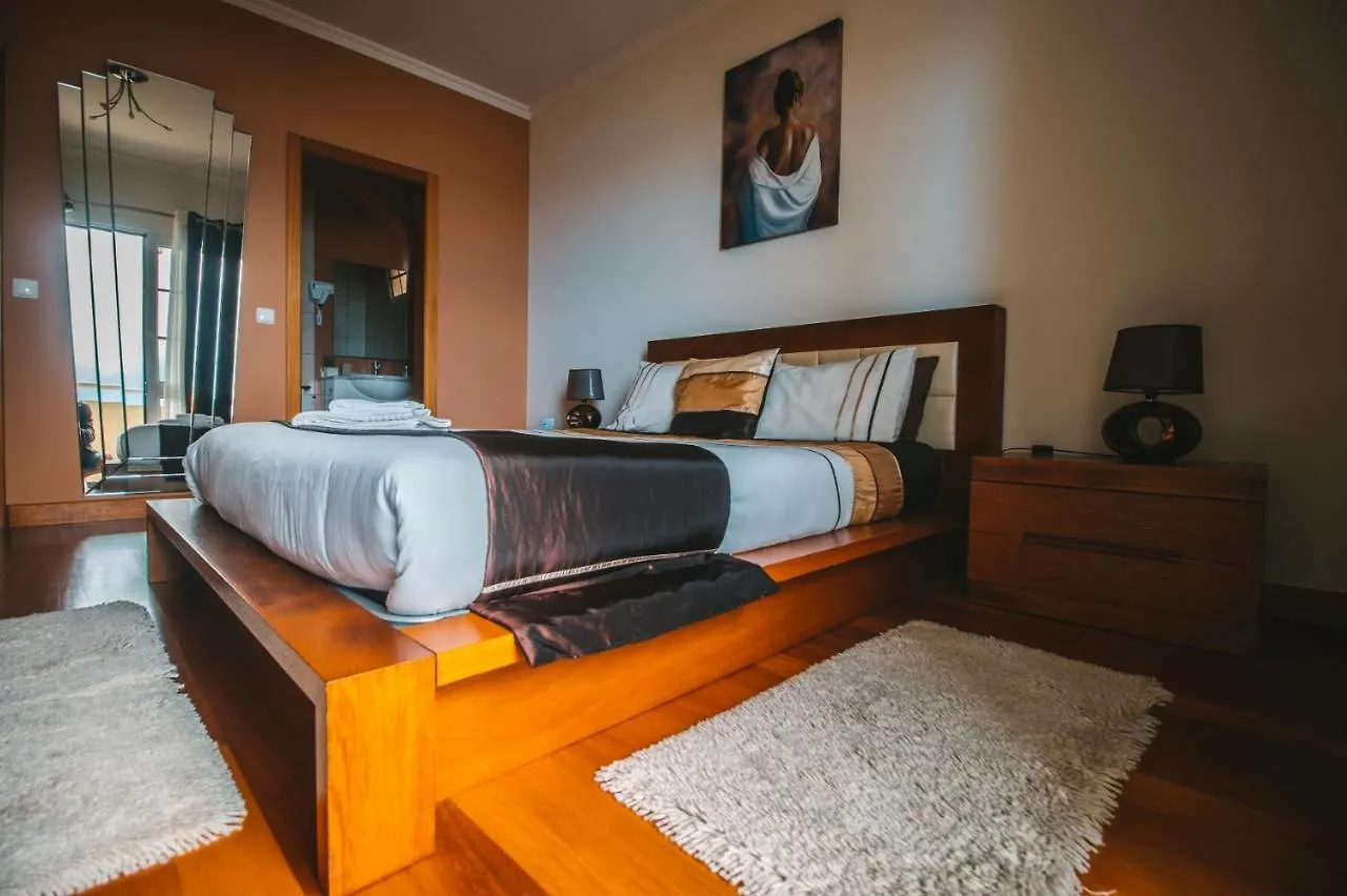 Villa Quinze - Luxurious 3 Bedroom Villa With Private Pool And Games Room & Amazing Views Πόντα Ντελγάδα