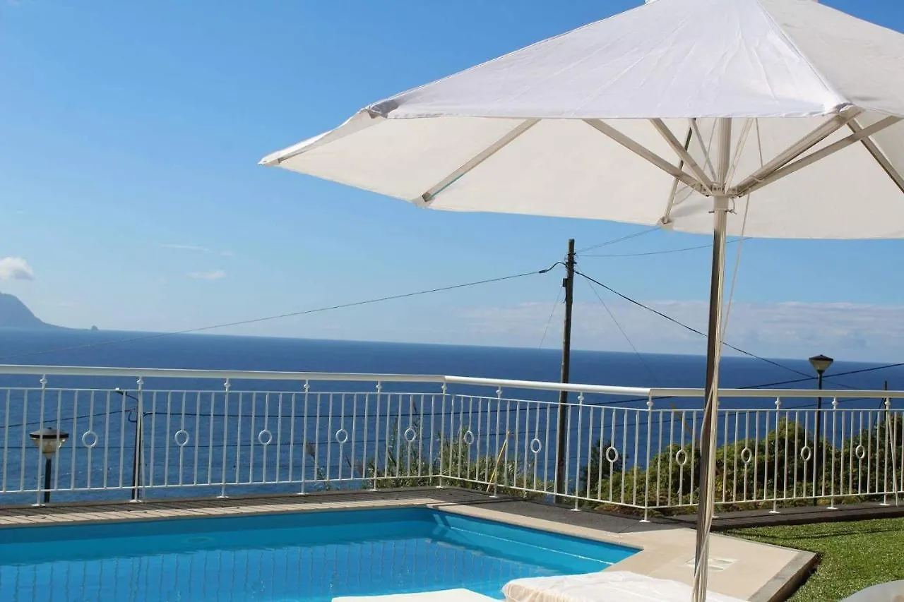 Villa Quinze - Luxurious 3 Bedroom Villa With Private Pool And Games Room & Amazing Views location